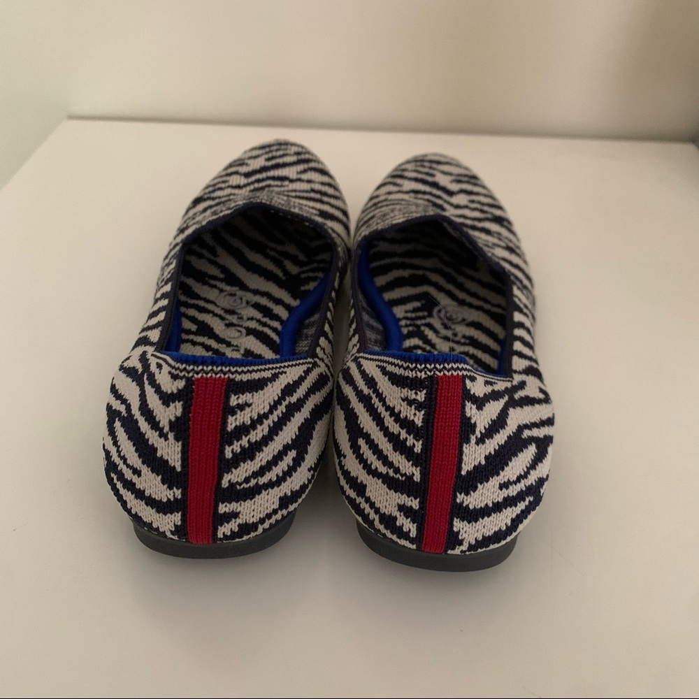 Rothys Retired Navy Cream Zebra Loafers Flats 5 - Picture 3 of 4